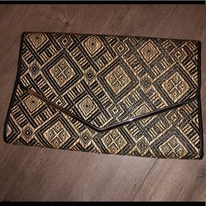 Kelly and Katie clutch